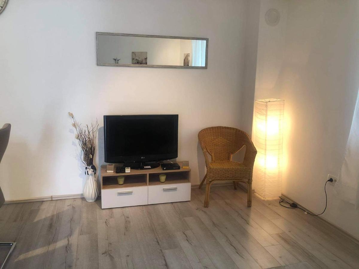 Apartmani Dokic Bale Buitenkant foto