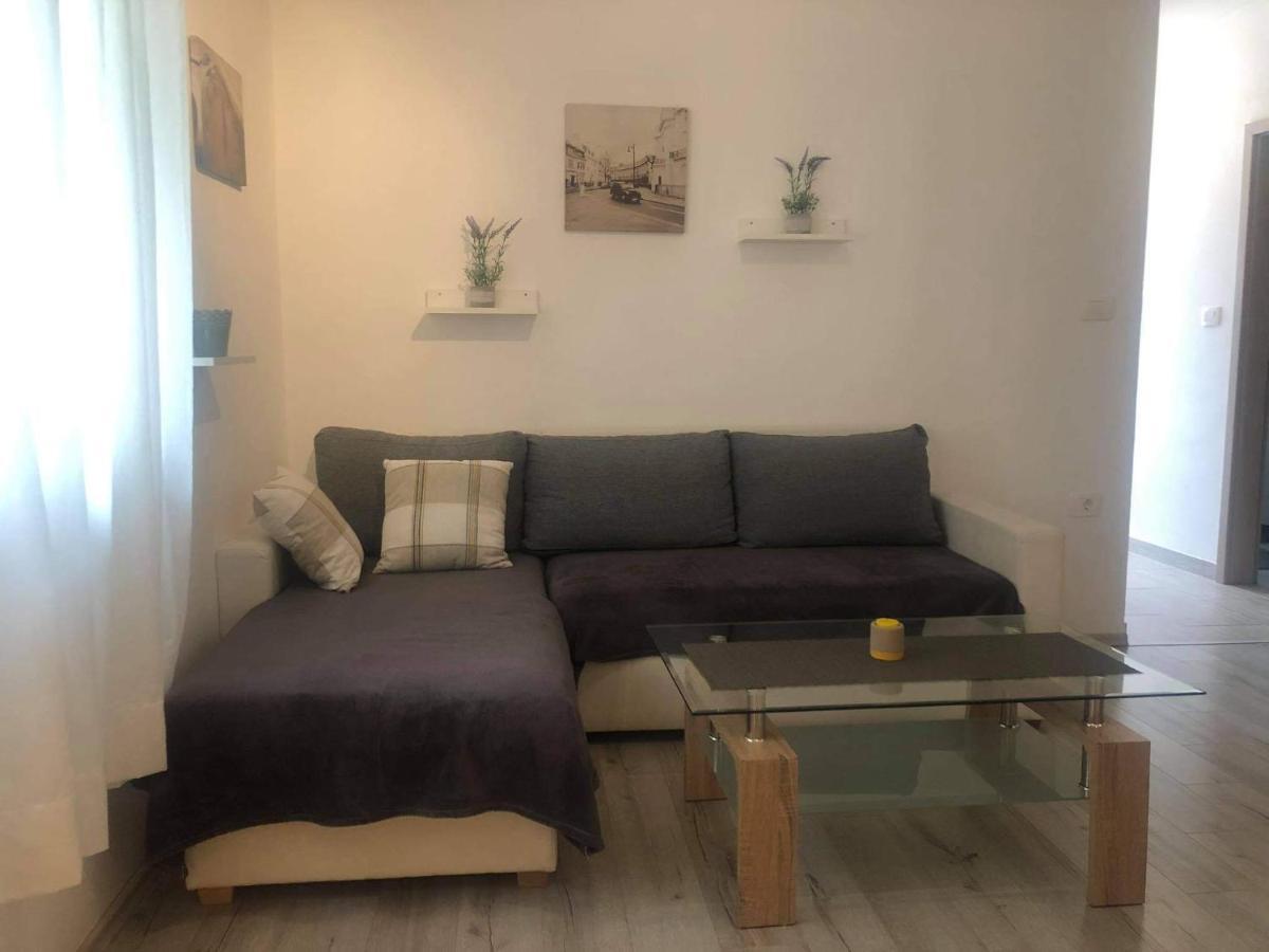Apartmani Dokic Bale Buitenkant foto